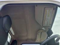 三菱ふそうキャンター平ボディ小型（2t・3t）[写真20]