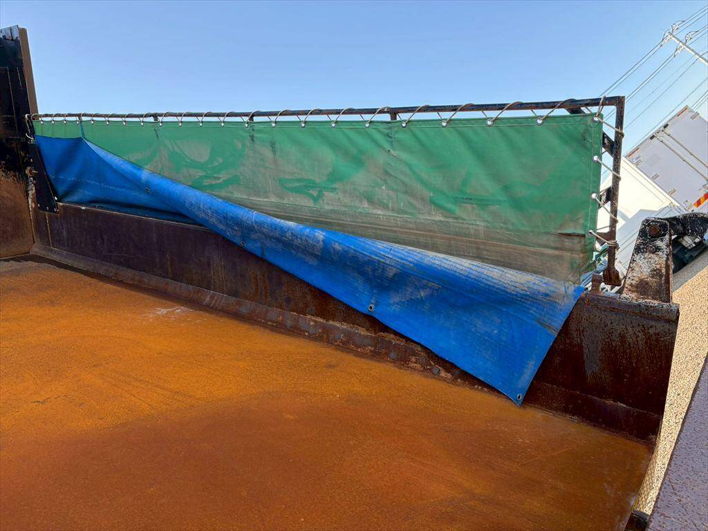 日野プロフィアダンプ大型（10t）[写真10]