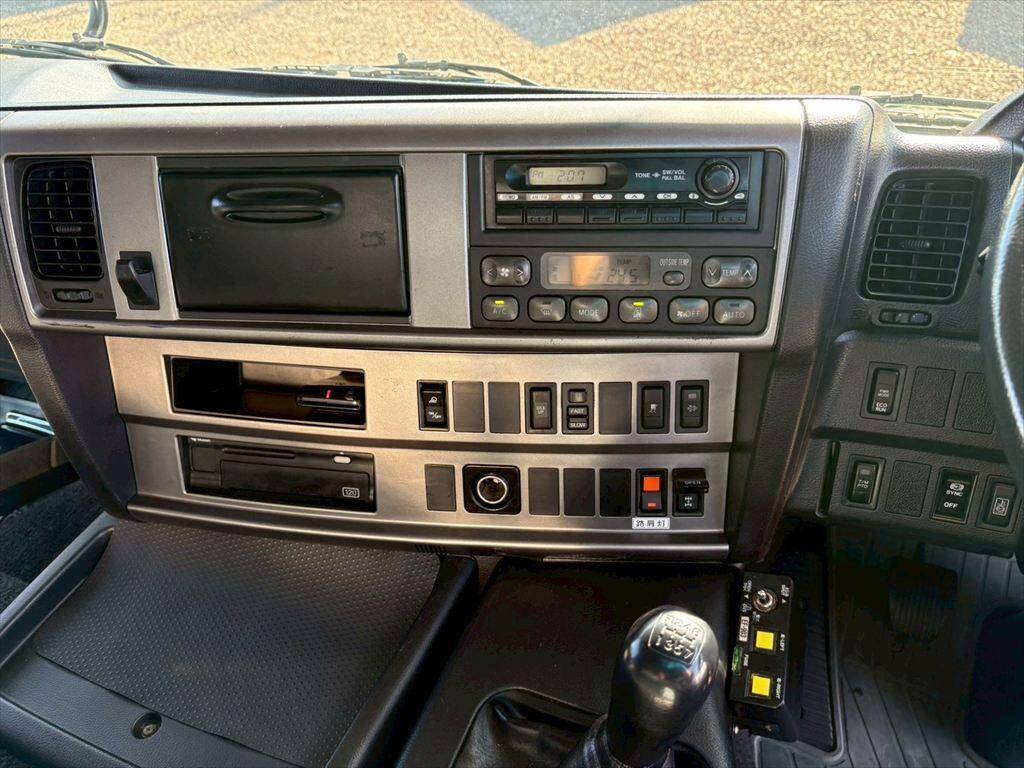 日野プロフィアダンプ大型（10t）[写真21]