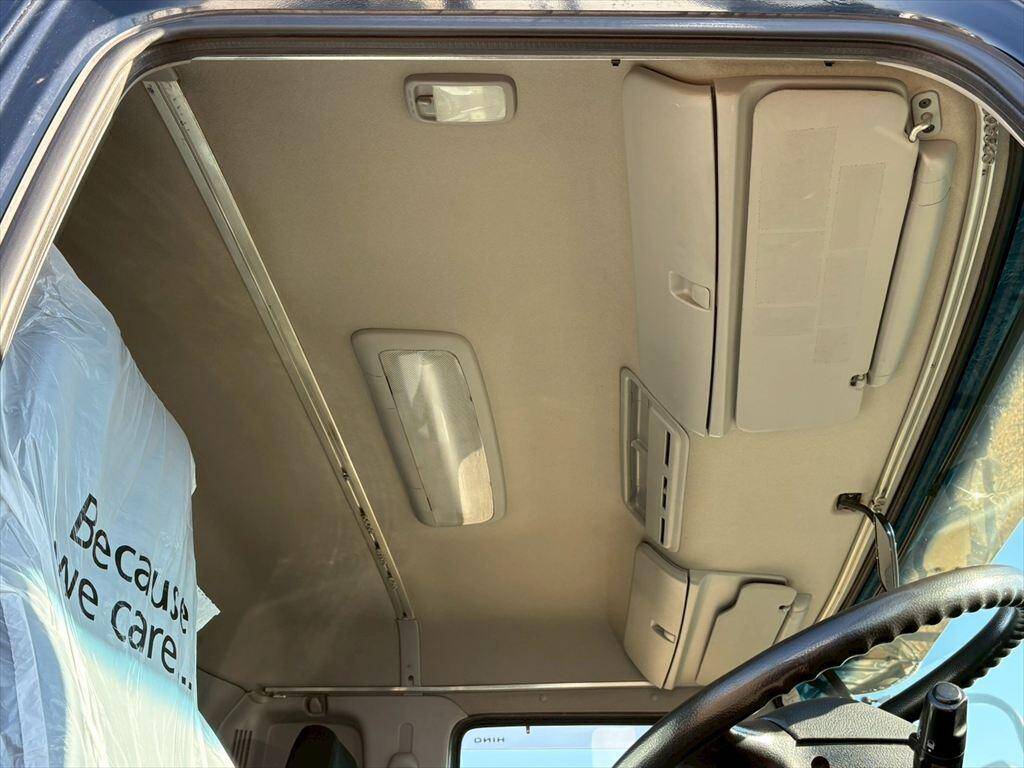 日野プロフィアダンプ大型（10t）[写真23]