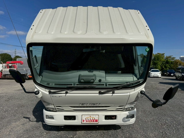 いすゞエルフ平ボディ小型（2t・3t）[写真10]