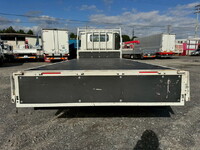 いすゞエルフ平ボディ小型（2t・3t）[写真13]