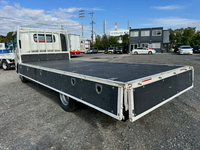 いすゞエルフ平ボディ小型（2t・3t）[写真14]