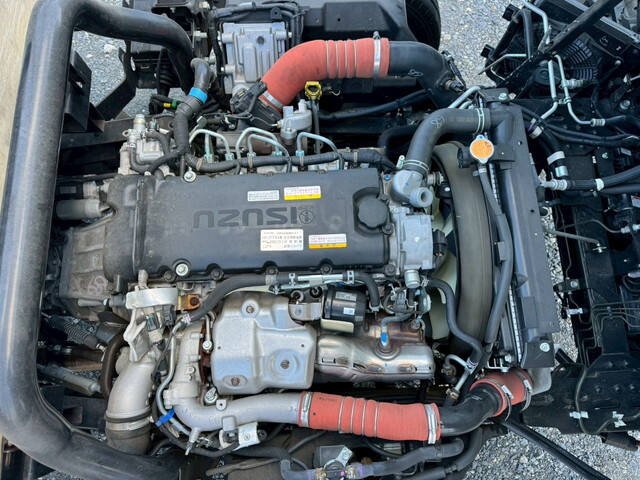 いすゞエルフ平ボディ小型（2t・3t）[写真24]