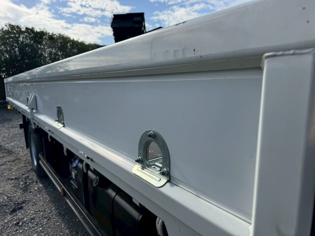 いすゞエルフ平ボディ小型（2t・3t）[写真07]