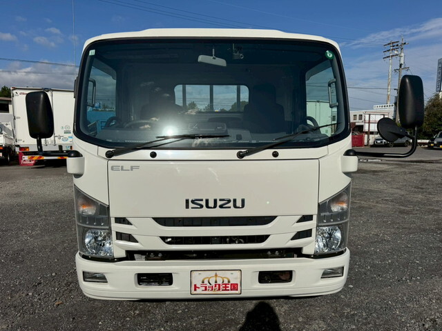 いすゞエルフ平ボディ小型（2t・3t）[写真09]