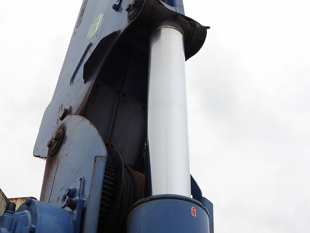 いすゞフォワードクレーン4段増トン（6t・8t）[写真12]