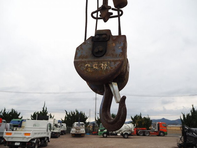 いすゞフォワードクレーン4段増トン（6t・8t）[写真17]