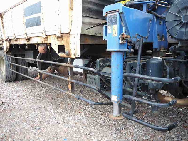 いすゞフォワードクレーン4段増トン（6t・8t）[写真22]