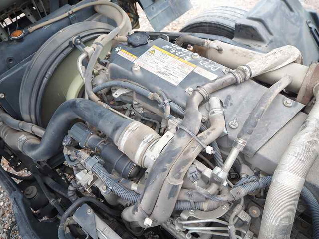 いすゞフォワードクレーン4段増トン（6t・8t）[写真33]