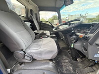 いすゞエルフクレーン4段小型（2t・3t）[写真28]