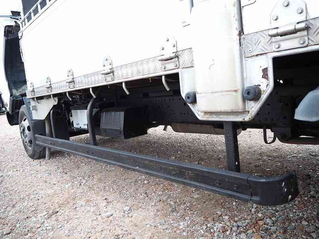 いすゞエルフ家畜運搬車小型（2t・3t）[写真26]