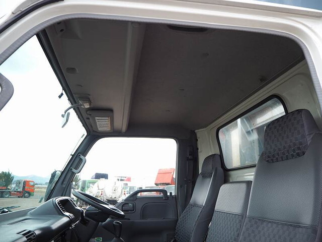 いすゞエルフ家畜運搬車小型（2t・3t）[写真32]