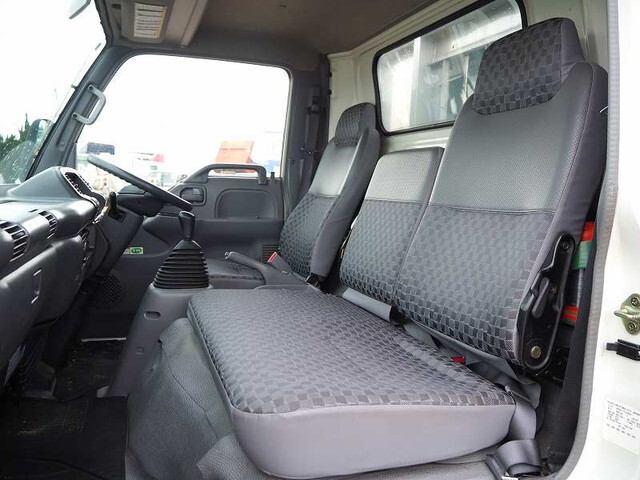 いすゞエルフ家畜運搬車小型（2t・3t）[写真33]