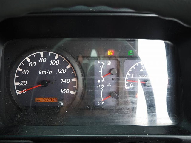 いすゞエルフ家畜運搬車小型（2t・3t）[写真40]