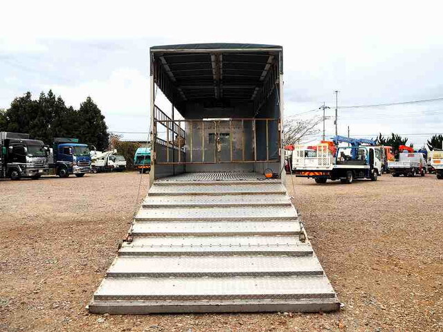 いすゞエルフ家畜運搬車小型（2t・3t）[写真07]