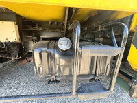 いすゞエルフ高所作業車小型（2t・3t）[写真20]