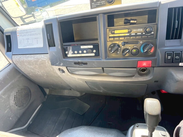 いすゞエルフ高所作業車小型（2t・3t）[写真21]