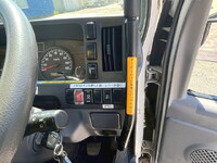 いすゞエルフ高所作業車小型（2t・3t）[写真26]