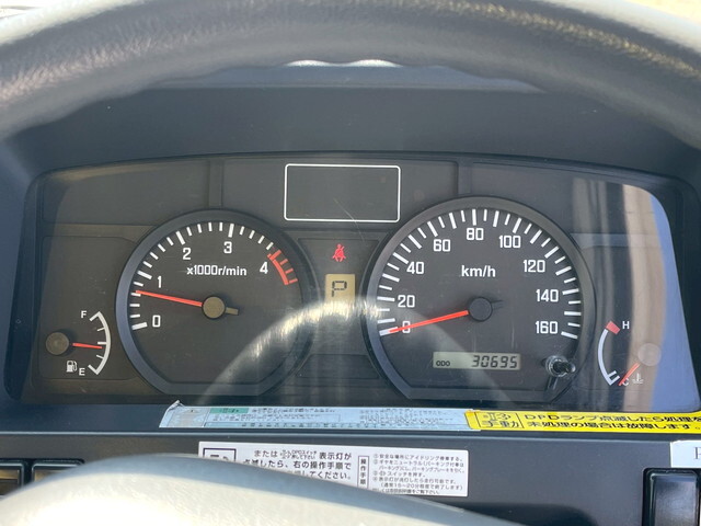 いすゞエルフ高所作業車小型（2t・3t）[写真28]