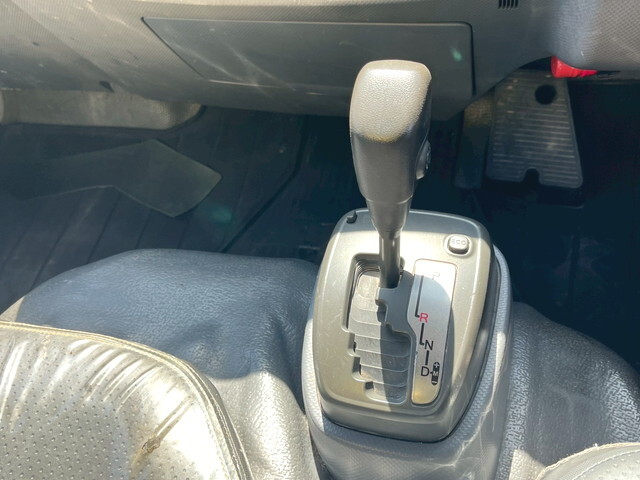 いすゞエルフ高所作業車小型（2t・3t）[写真29]