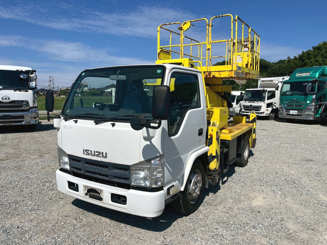 いすゞエルフ高所作業車小型（2t・3t）[写真03]