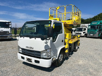 いすゞエルフ高所作業車小型（2t・3t）[写真04]