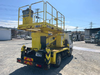 いすゞエルフ高所作業車小型（2t・3t）[写真05]