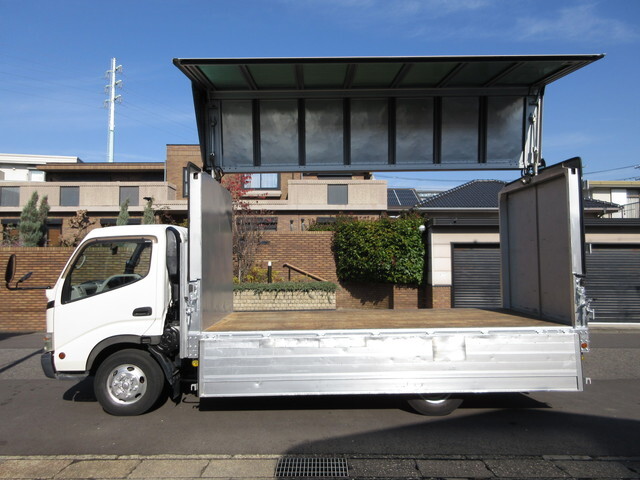 トヨタその他の車種アルミウイング小型（2t・3t）[写真15]
