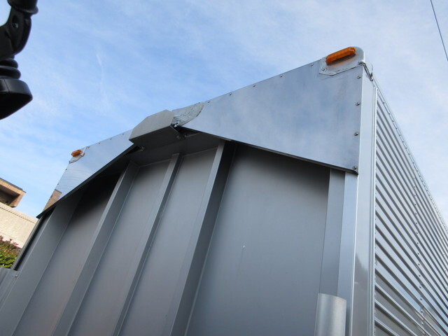 トヨタその他の車種アルミウイング小型（2t・3t）[写真35]