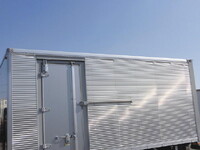 三菱キャンターアルミバン小型（2t・3t）[写真30]