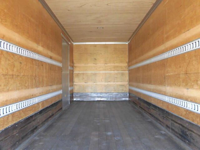 三菱キャンターアルミバン小型（2t・3t）[写真08]