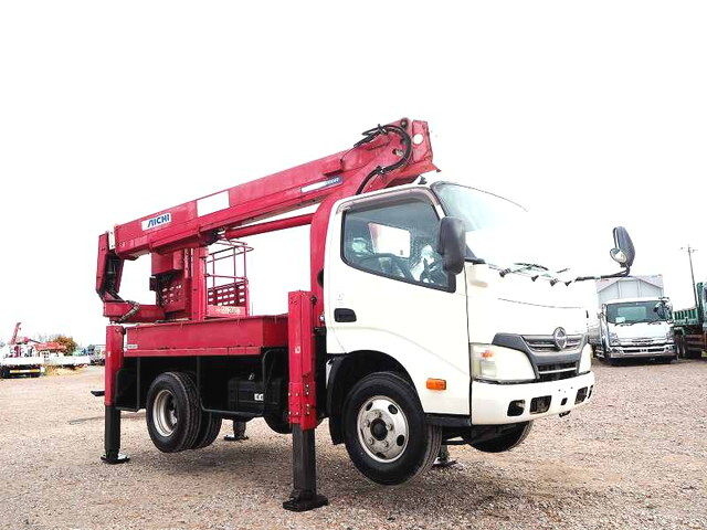 日野デュトロ高所作業車小型（2t・3t）[写真01]
