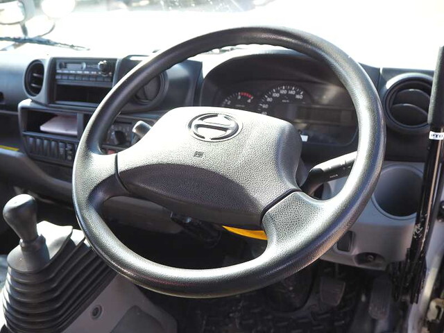 日野デュトロ高所作業車小型（2t・3t）[写真38]