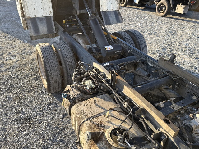 日産アトラスダンプ小型（2t・3t）[写真10]