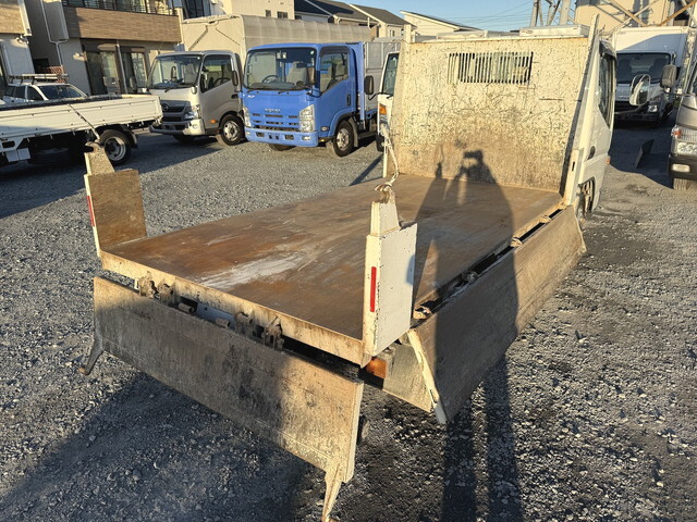日産アトラスダンプ小型（2t・3t）[写真14]