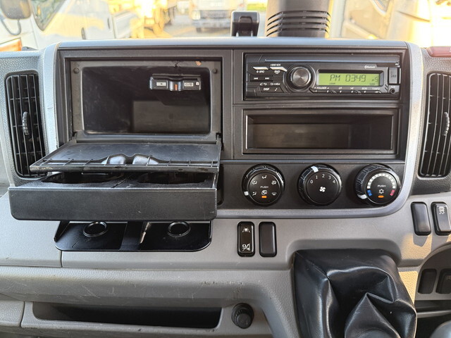 日産アトラスダンプ小型（2t・3t）[写真33]