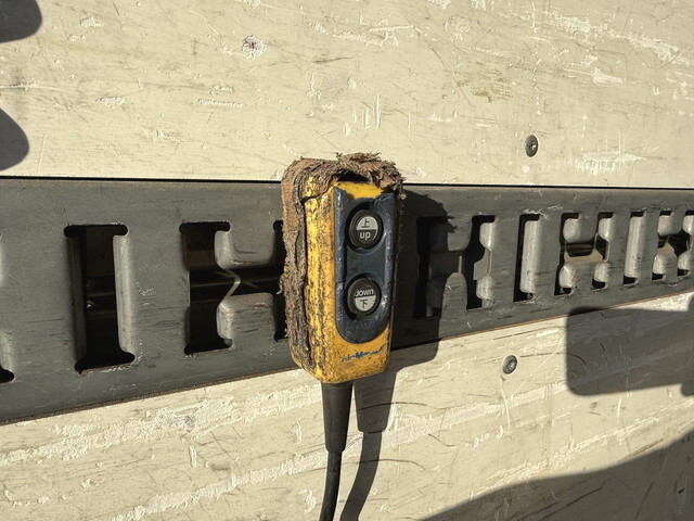 三菱ふそうキャンターアルミバン小型（2t・3t）[写真13]