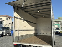 三菱ふそうキャンターアルミバン小型（2t・3t）[写真08]