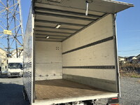 三菱ふそうキャンターアルミバン小型（2t・3t）[写真09]