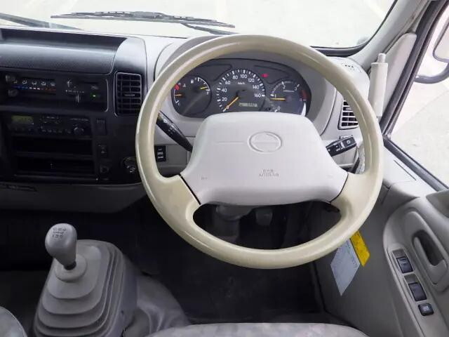 日野デュトロ高所作業車小型（2t・3t）[写真18]