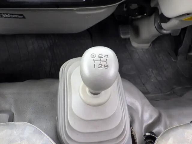 日野デュトロ高所作業車小型（2t・3t）[写真19]