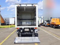 いすゞエルフアルミバン小型（2t・3t）[写真11]