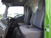 いすゞエルフアルミバン小型（2t・3t）[写真17]