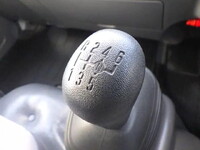 いすゞエルフアルミバン小型（2t・3t）[写真20]