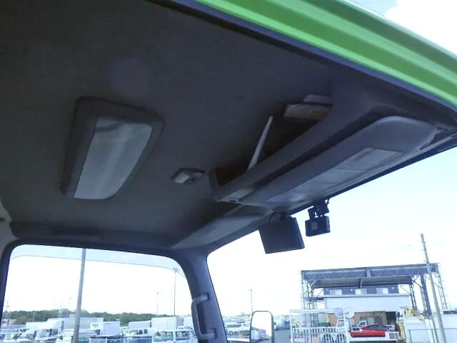 いすゞエルフアルミバン小型（2t・3t）[写真26]