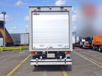 いすゞエルフアルミバン小型（2t・3t）[写真02]