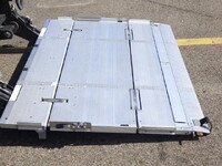 いすゞエルフアルミバン小型（2t・3t）[写真07]