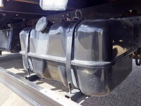 いすゞフォワード平ボディ中型（4t）[写真38]