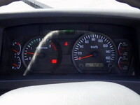 いすゞフォワード平ボディ中型（4t）[写真40]